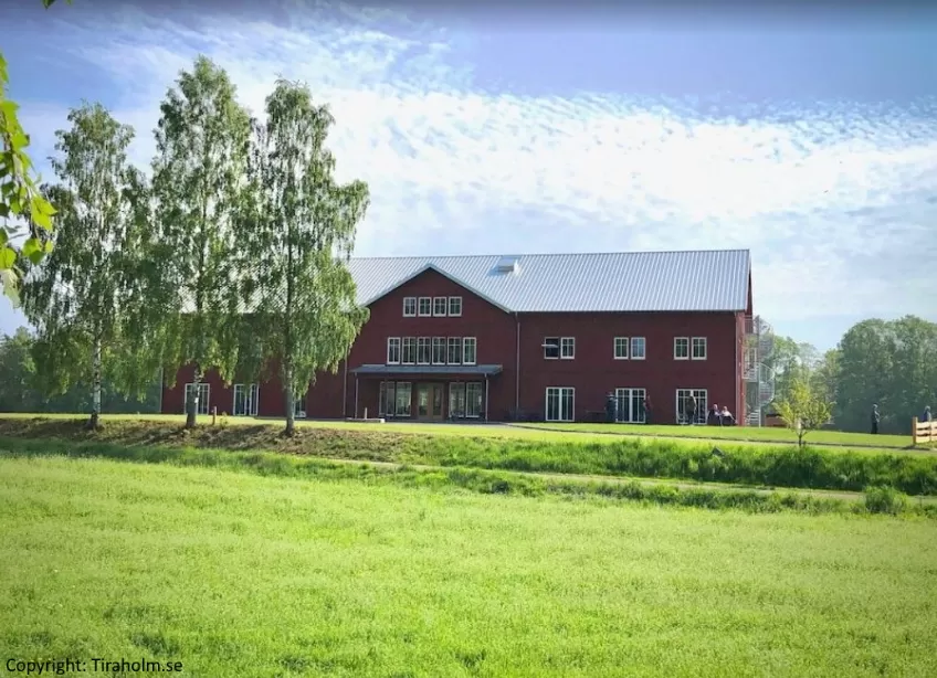 Tiraholms Hotell